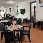 Beach Hostel Balatonboglar *