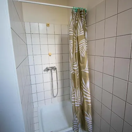 Hotel apartamentowy Beach Hostel Balatonboglar *