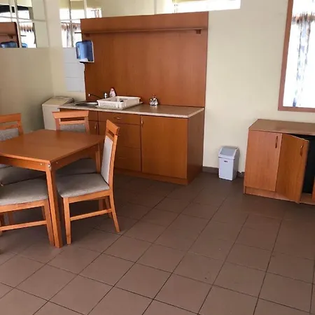 Hotel apartamentowy Beach Hostel Balatonboglar Balatonboglár