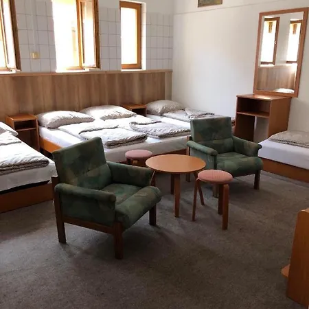 Beach Hostel Balatonboglar Hotel apartamentowy Balatonboglár