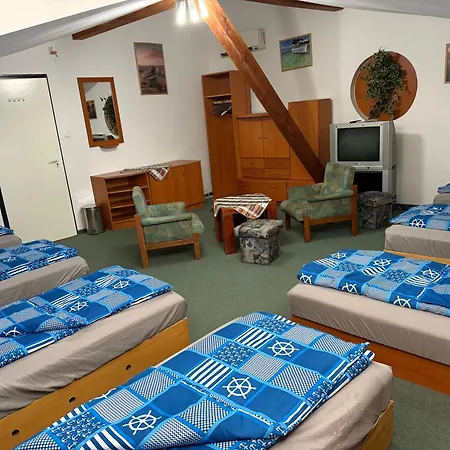 מלון דירות Beach Hostel Balatonboglar