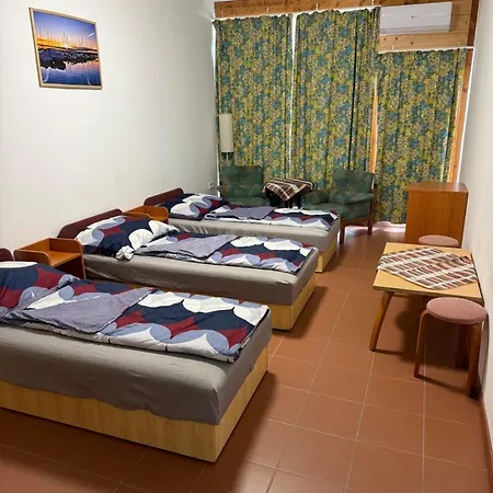 מלון דירות Beach Hostel Balatonboglar
