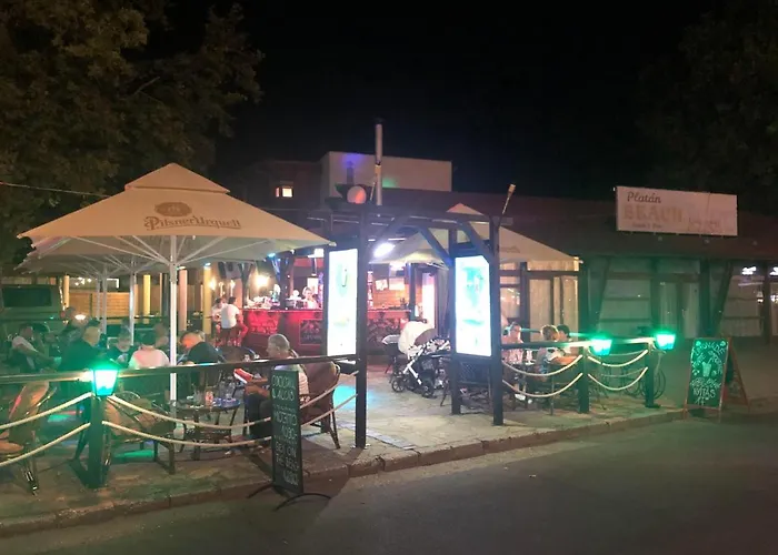 Beach Hostel Balatonboglar *