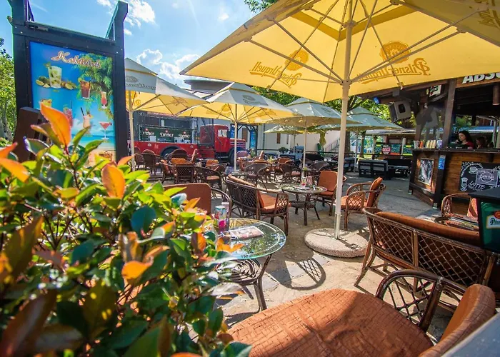 Beach Hostel Balatonboglar Апарт-отель Балатонбоглар