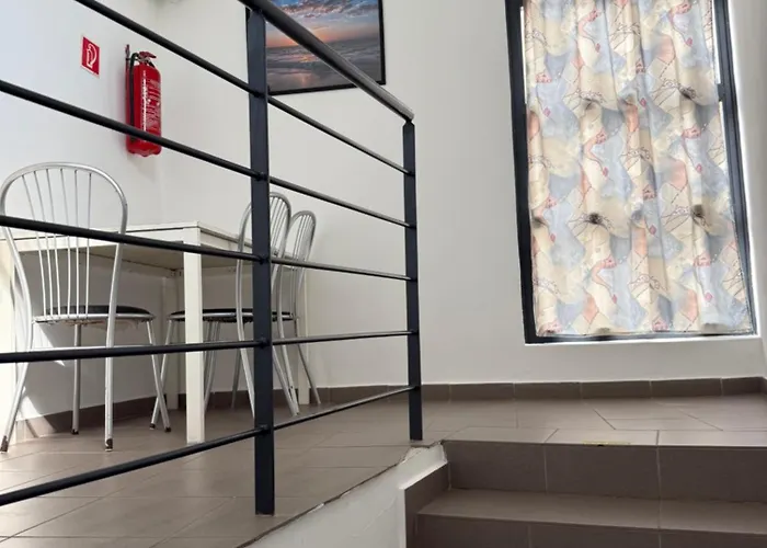 Beach Hostel Balatonboglar Lägenhetshotell Balatonboglár