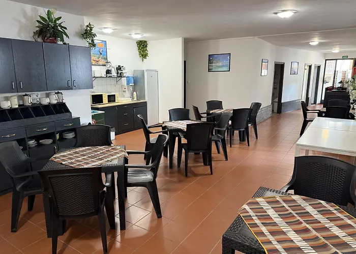 Beach Hostel Balatonboglar Lägenhetshotell