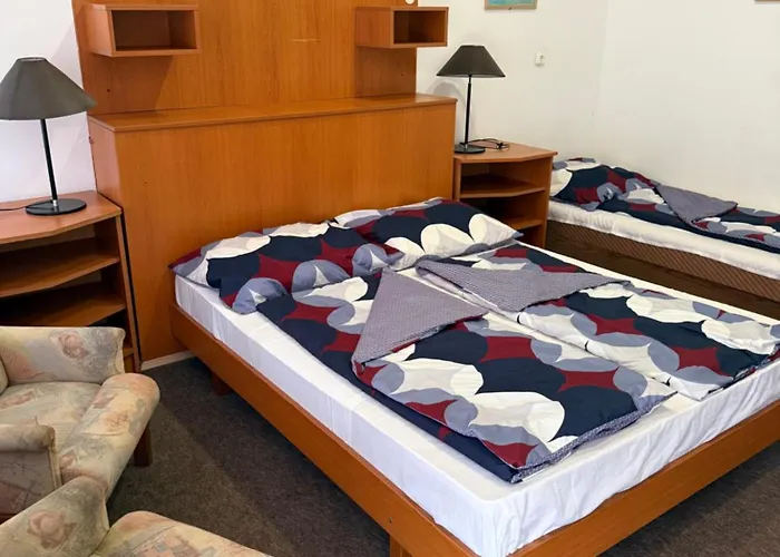 Beach Hostel Balatonboglar * Balatonboglár